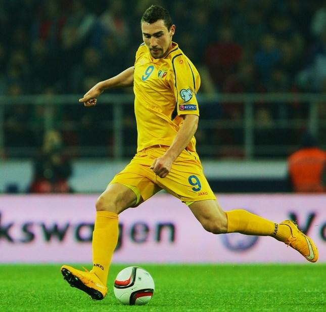 冰岛队客场击败摩尔多瓦队获得胜利 冰岛队客场击败摩尔多瓦队获得胜利