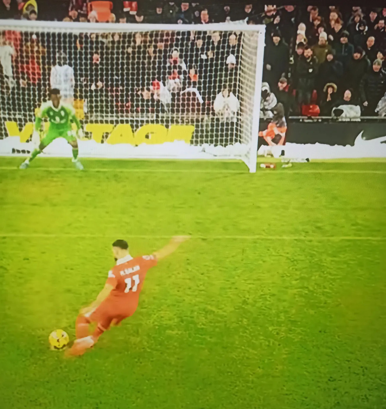 南特后防失误频发,再次输球 南特后防失误频发,再次输球