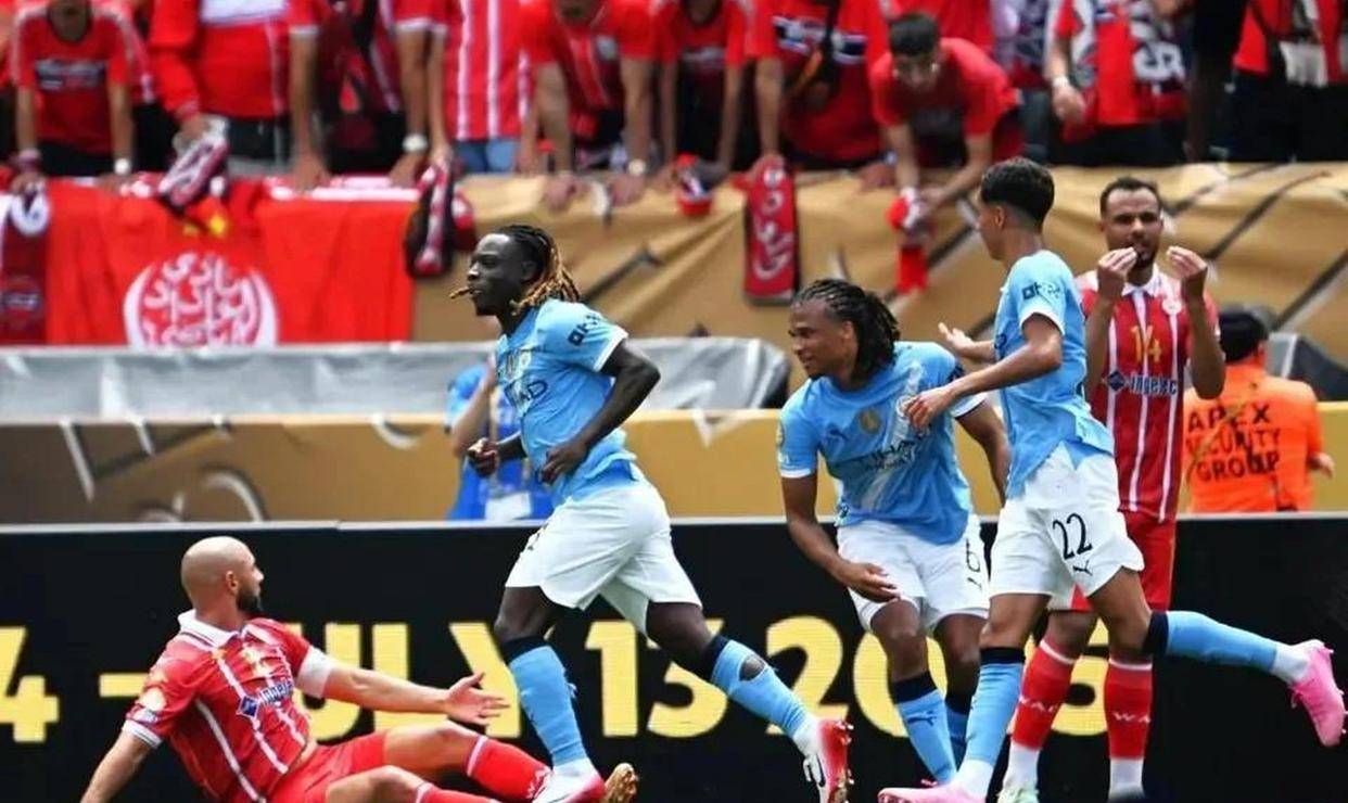 开云体育app-包含尤文图斯惊险晋级，小组头名稳固的词条