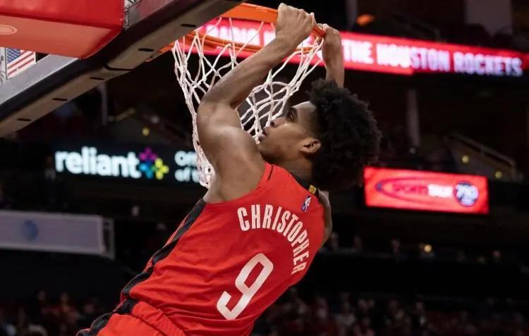 甘冈客场不敌巴黎FC,遗憾告负的简单介绍 甘冈客场不敌巴黎FC,遗憾告负的简单介绍