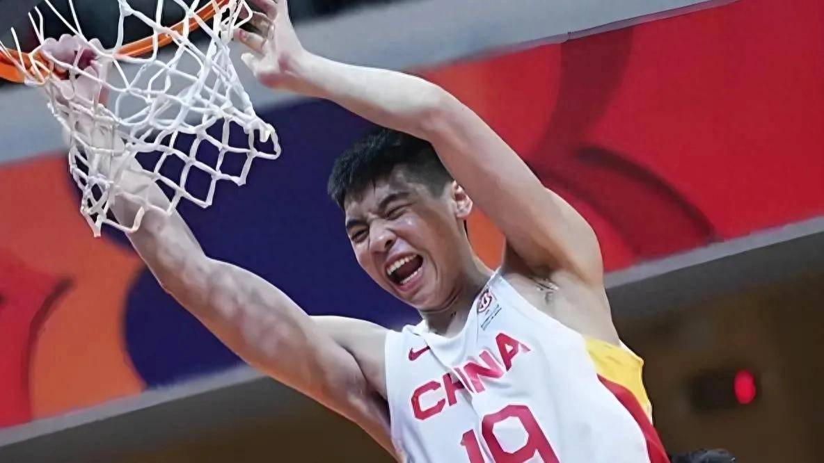 关于CBA球员技艺精湛，比赛中展现个人风采的信息