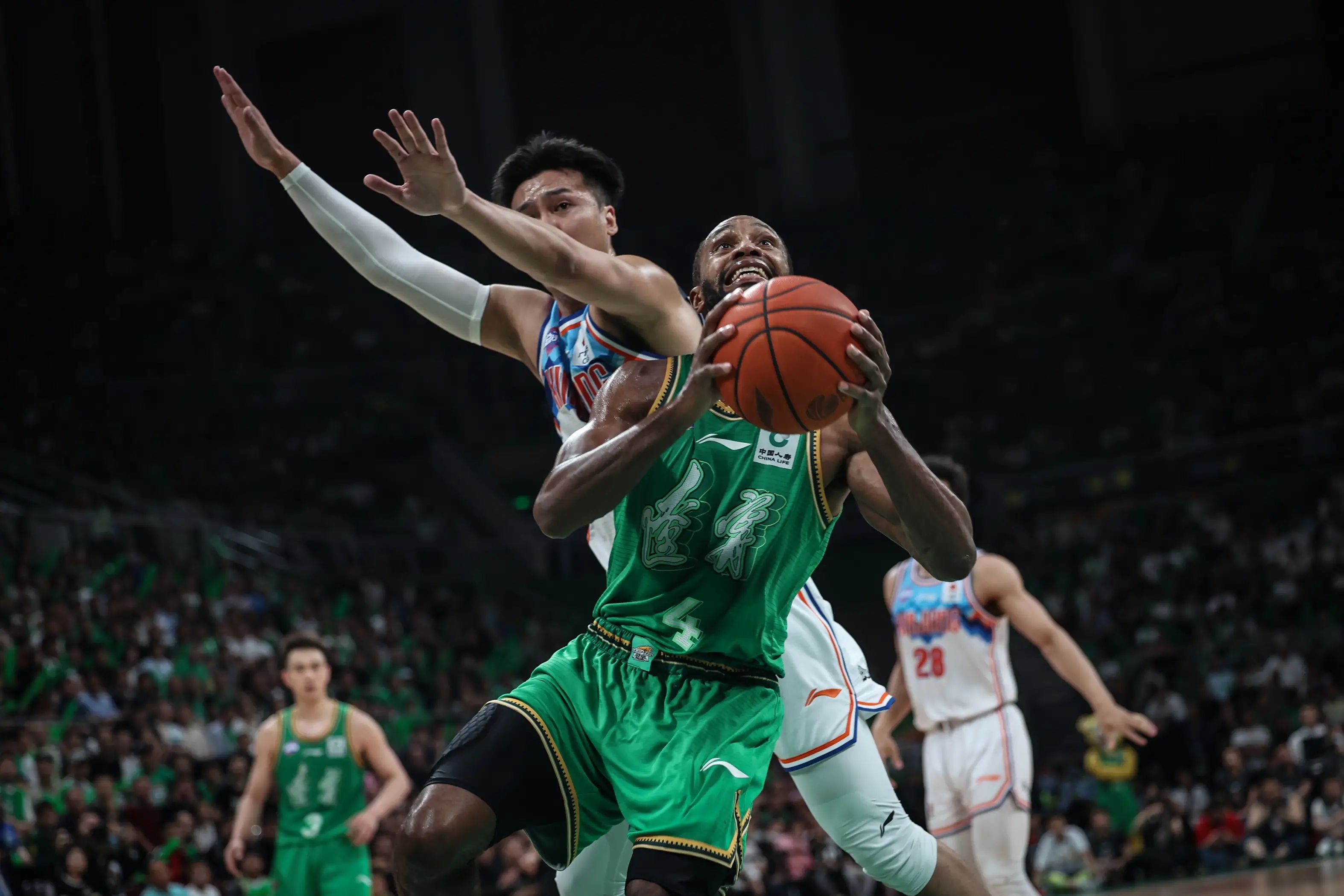 开云体育在线登录-赛季精彩继续，球队展现出色表现和团队实力