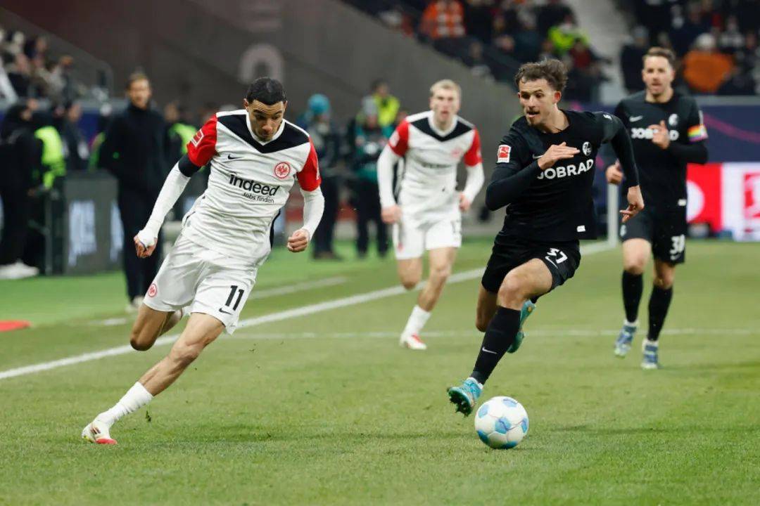 法兰克福球队在德国联赛中再次获胜