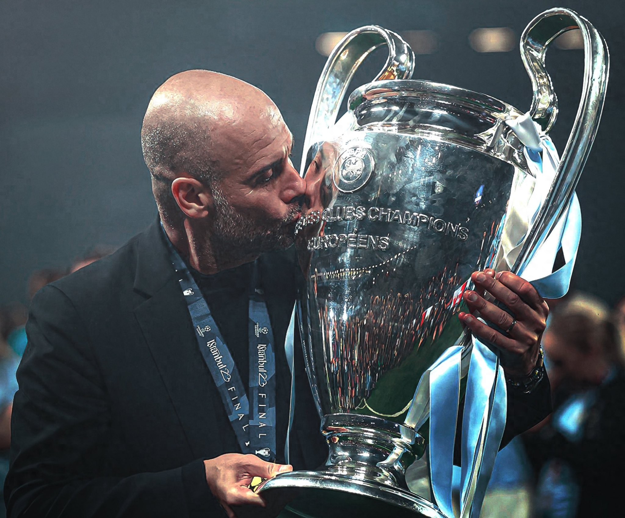 开云体育官方入口-足球转会市场开启，球队疯狂囤积实力的简单介绍